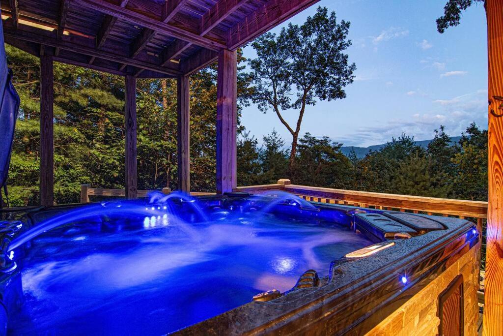 Cherry Log Summit Cabin By Bk Stays - Family Friendly - Playground - Game Room - Jacuzzi - Amazing Mountain Views Buitenkant foto