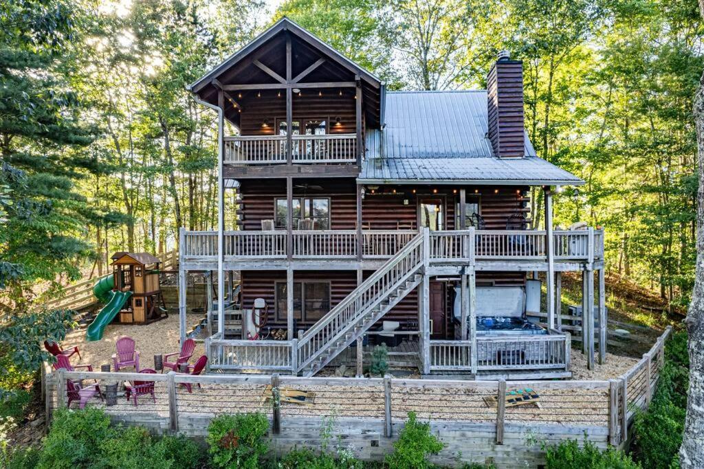 Cherry Log Summit Cabin By Bk Stays - Family Friendly - Playground - Game Room - Jacuzzi - Amazing Mountain Views Buitenkant foto